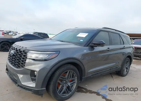 2025 Ford Explorer St-Line from USA, damaged, VIN 1FMUK7KH6SGA08889